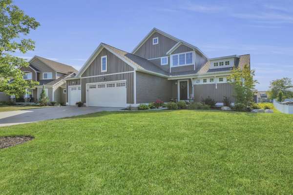 3426 Camrose Drive, Hudsonville, MI 49426