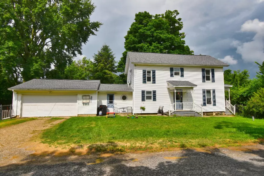 7402 Deans Hill Road, Berrien Center, MI 49102