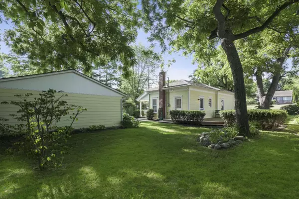 Douglas, MI 49406,118 S Spring Street