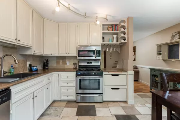 Dorr, MI 49323,1667 Selly Oak Avenue