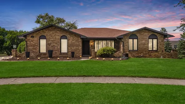 43651 Sunnypoint Drive, Sterling Heights, MI 48313