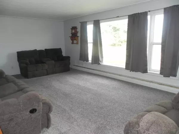 Decatur, MI 49045,88320 Old Swamp Road