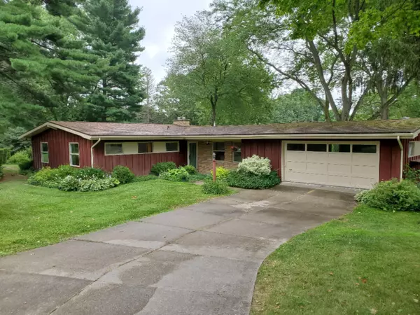 904 Tomahawk Lane, Niles, MI 49120