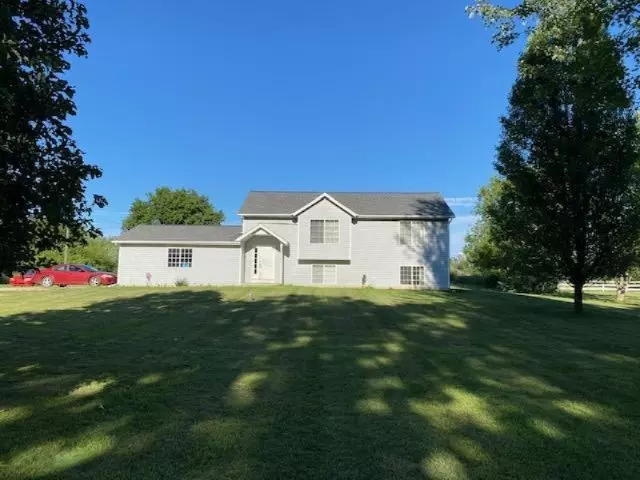 12222 Berrigan NE Avenue, Cedar Springs, MI 49319