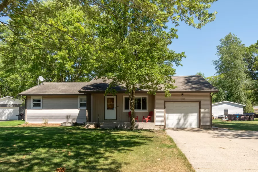 16326 Carol Street, Spring Lake, MI 49456