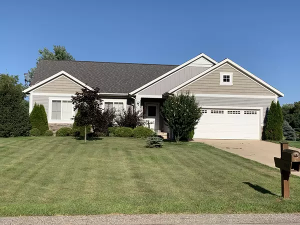 870 Soren SE Court, Lowell, MI 49331