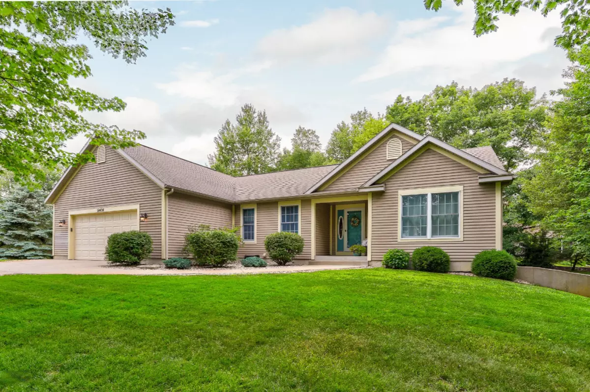 Norton Shores, MI 49441,5464 Pine Bluff Lane