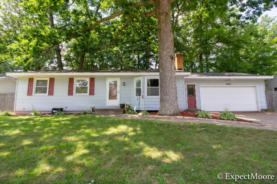 4641 Marshall SE Avenue, Kentwood, MI 49508