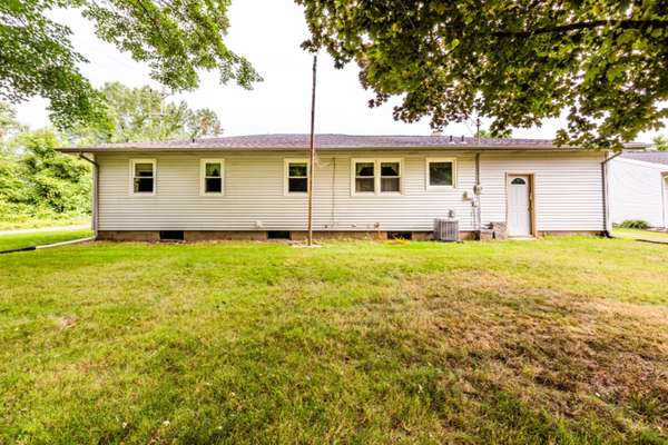 Coloma, MI 49038,390 W Maple Street