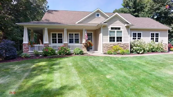 3348 Gaslight Lane, Saugatuck, MI 49453