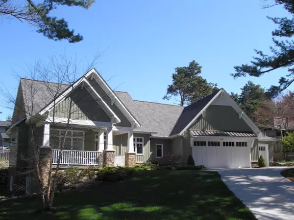 2417 Orchard Avenue, Holland, MI 49424