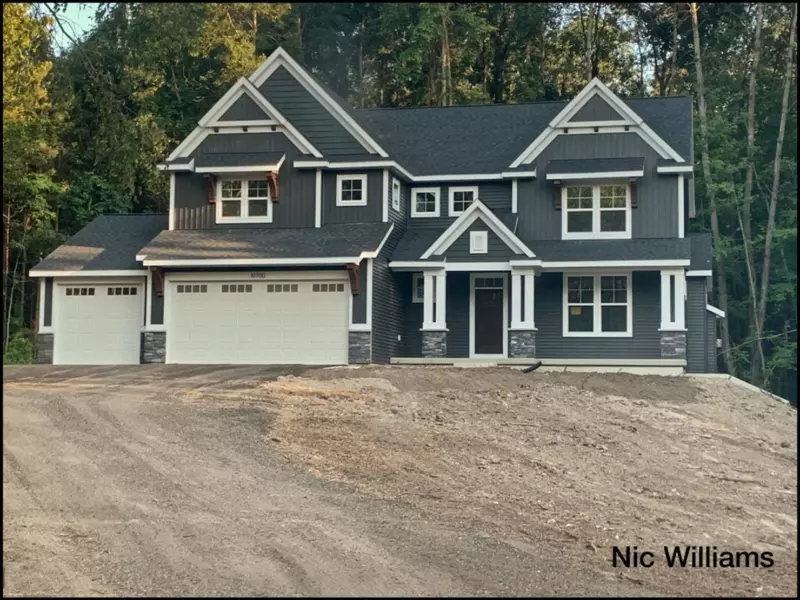 10700 Kissing Ridge SE Drive, Lowell, MI 49331