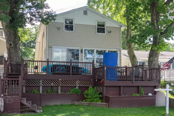 27220 Oak Drive, Sturgis, MI 49091