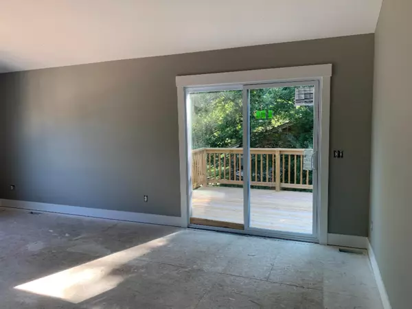 Coopersville, MI 49404,84 Cleveland W Street