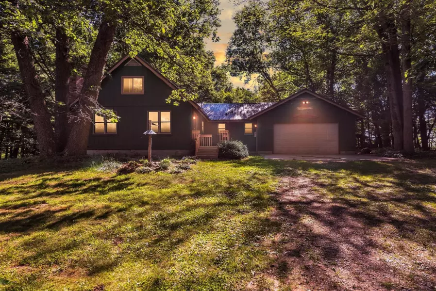 3259 S Staines Road, Sheridan, MI 48884