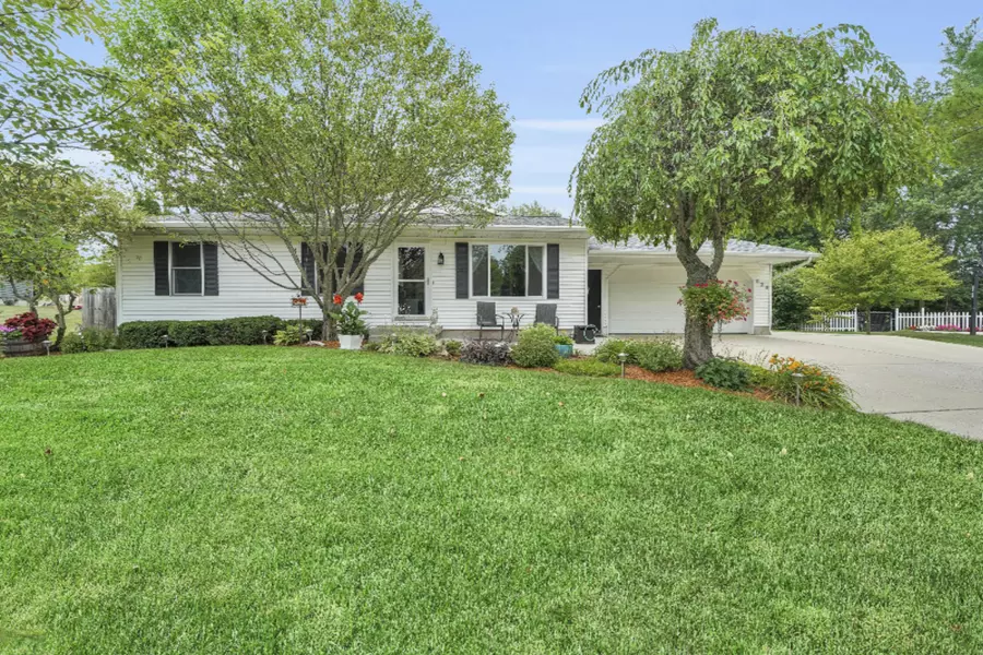524 Venna Place, Coopersville, MI 49404