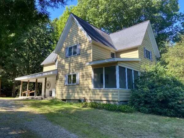 6438 134th Avenue, Saugatuck, MI 49453