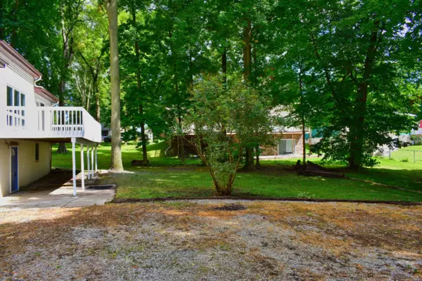 Cassopolis, MI 49031,22492 Park Shore Drive