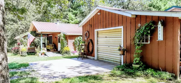 Wellston, MI 49689,293 N Voelm Road