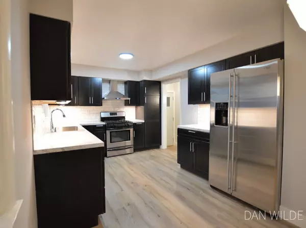 Kent City, MI 49330,15378 Peach Ridge Avenue