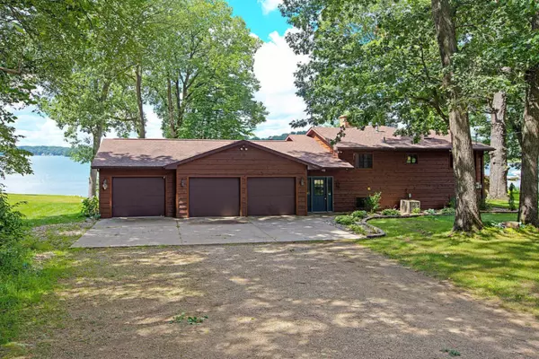 Three Rivers, MI 49093,11435 Coon Hollow Road