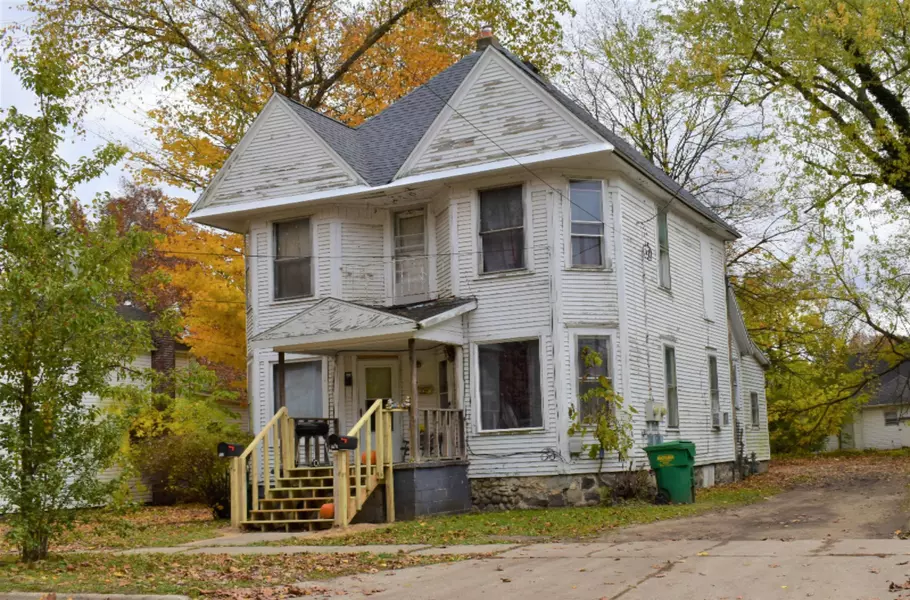 109 Pokagon Street, Dowagiac, MI 49047
