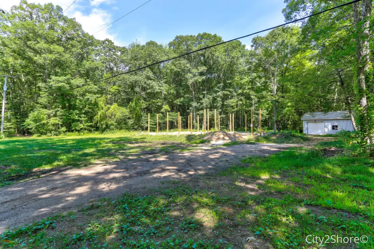 Grand Haven, MI 49417,10681 Buchanan Street