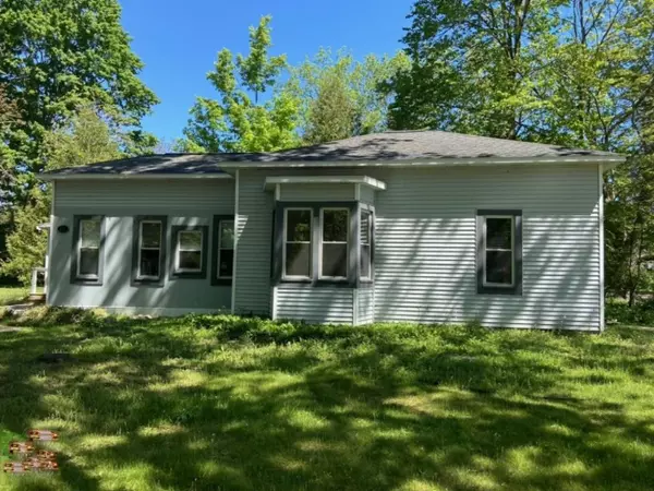 322 E Slocum, Whitehall, MI 49461