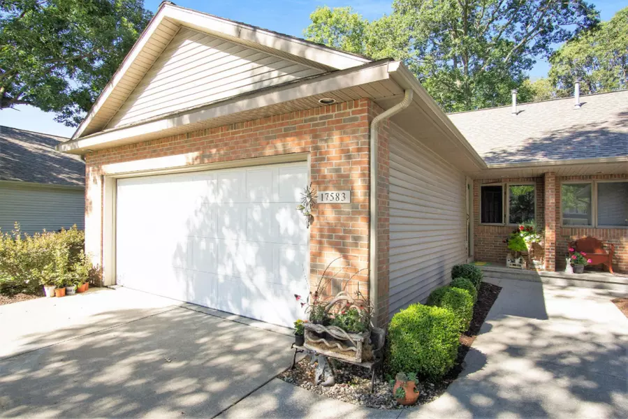 17583 Park Place Circle, Spring Lake, MI 49456