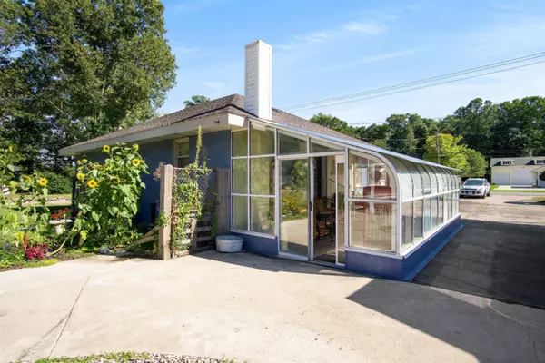 Fruitport, MI 49415,3028 W Fruitport Road