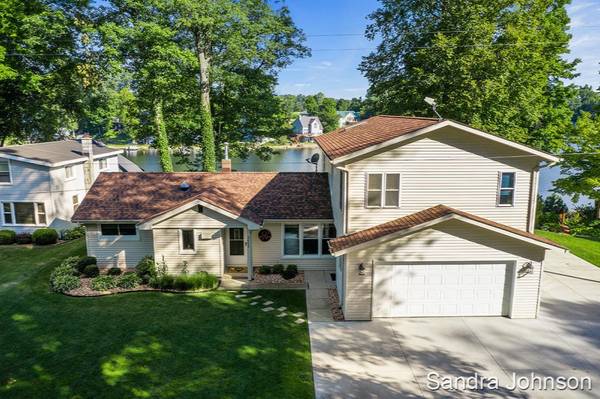 2650 Seymour Drive, Shelbyville, MI 49344