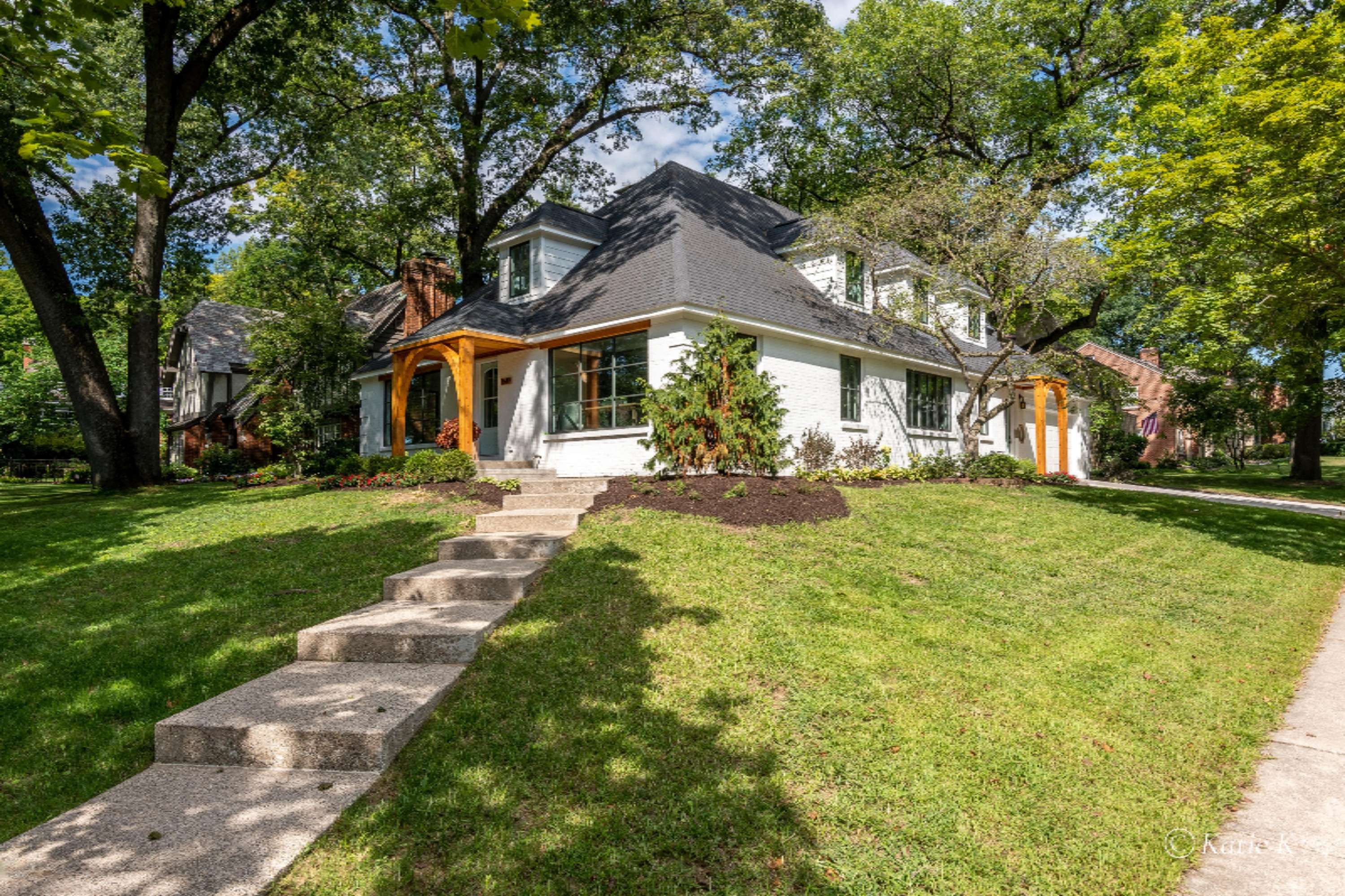 1649 Pontiac SE Road, East Grand Rapids, MI 49506