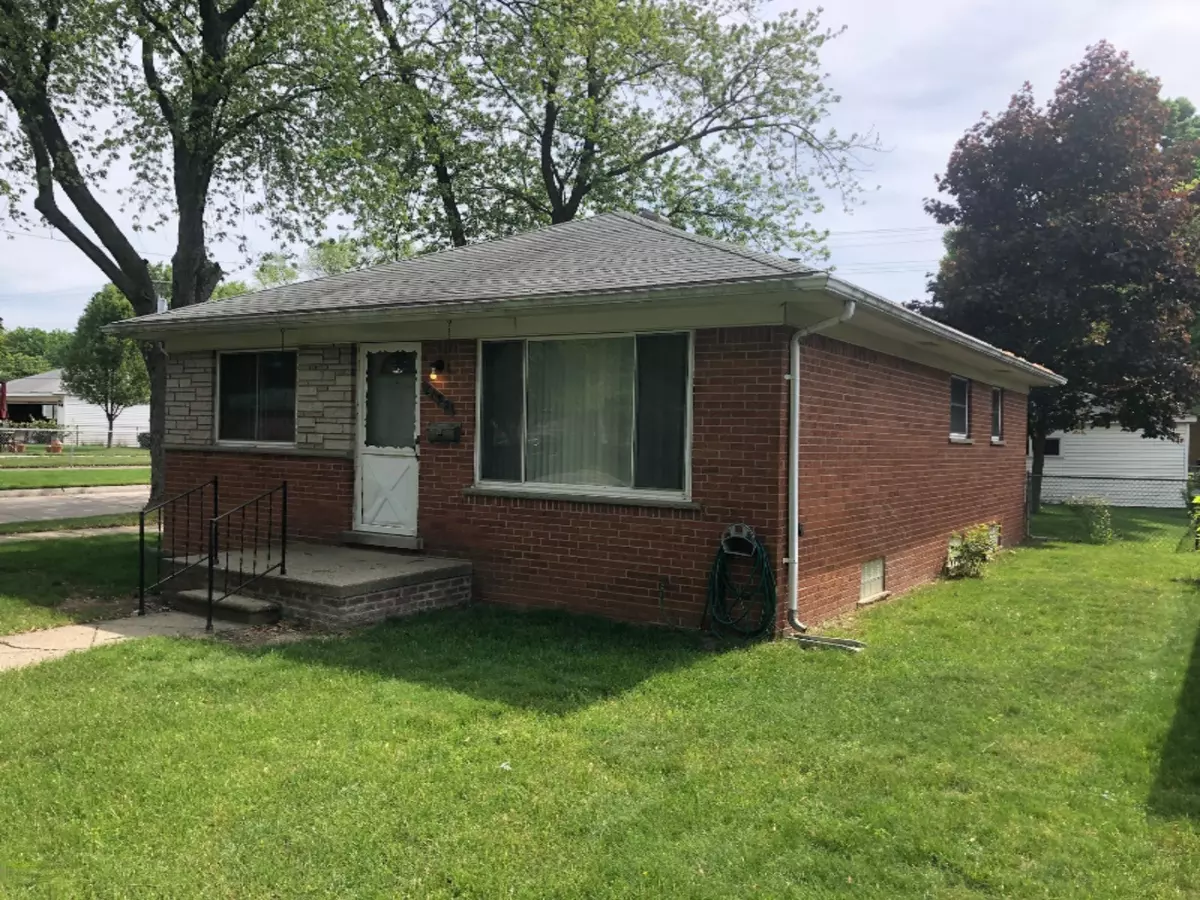 Dearborn Heights, MI 48217,8182 Wormer