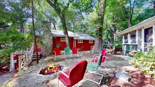 Saugatuck, MI 49453,295,336-40 Park Street