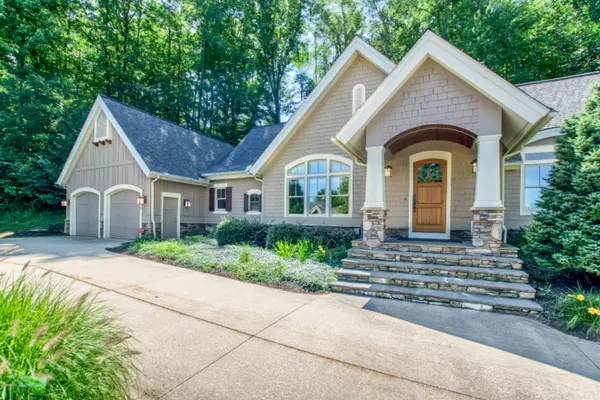 5659 Sanctuary NE Drive, Ada, MI 49301