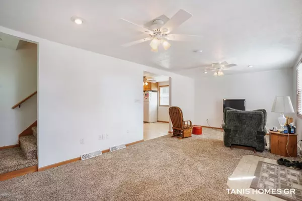 Gowen, MI 49326,15252 Silver Beach Drive