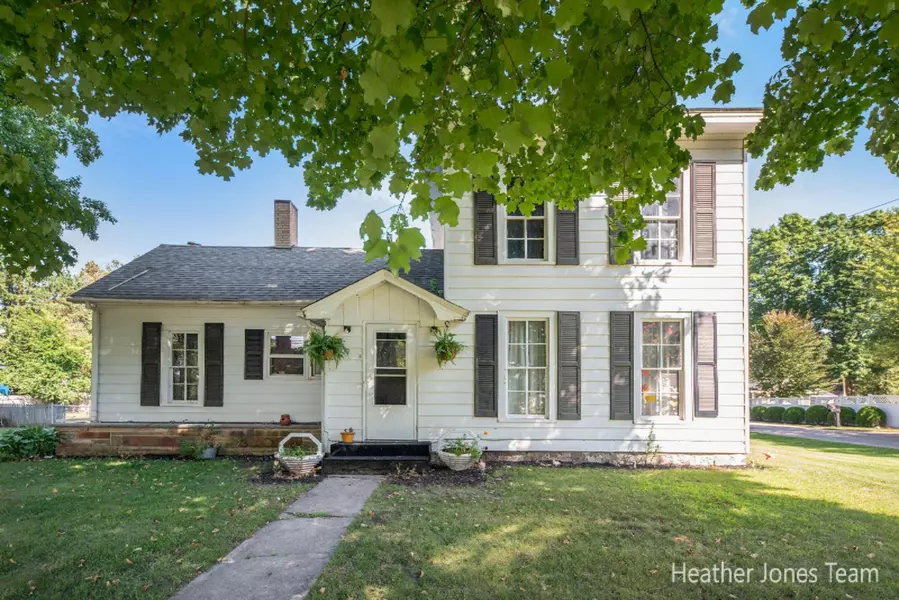 233 N Oak Street, Sheridan, MI 48884