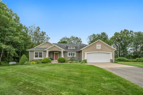 588 Boot Lake Ridge, Shelbyville, MI 49344