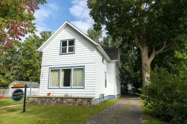 173 Church Street, Saranac, MI 48881