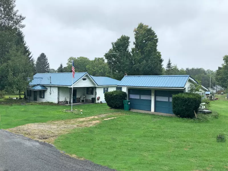 507 Lincoln Street, Luther, MI 49656