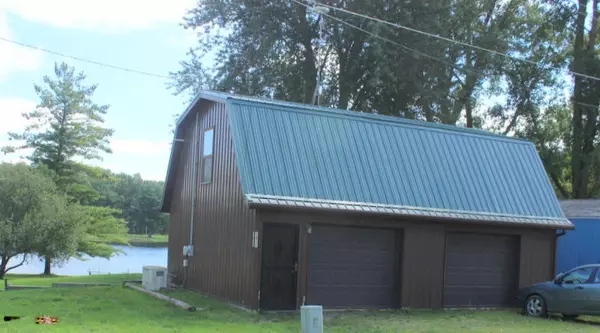 1411 E Litchfield Road, Jonesville, MI 49250