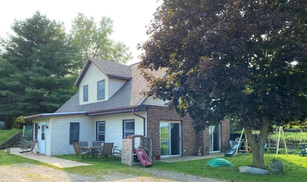 10751 S Norris Road, Delton, MI 49046