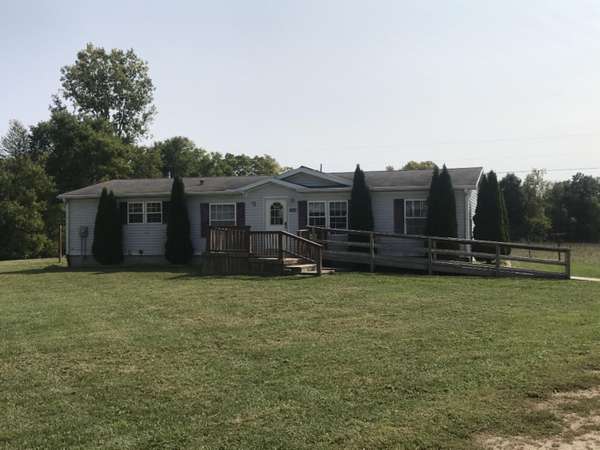 6926 Goodwin Road, Lyons, MI 48851