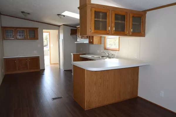 Holton, MI 49425,10050 S Maple Island Road