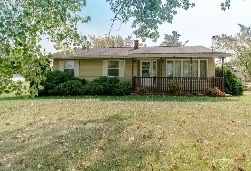 7996 State Road, Coopersville, MI 49404