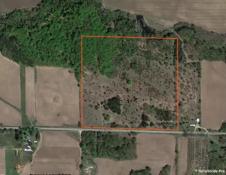 2478 E Madison Road, Hart, MI 49420