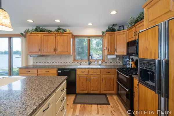 Mears, MI 49436,1963 N Fox Court