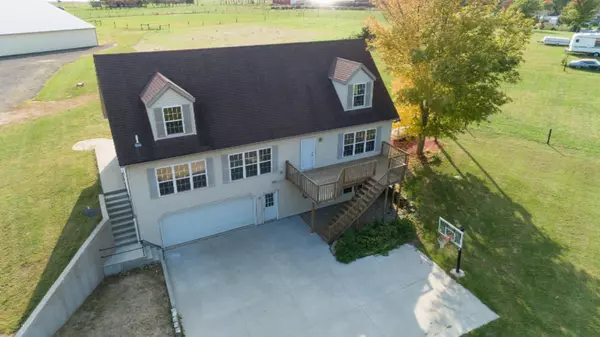 11734 E T Avenue, Scotts, MI 49088