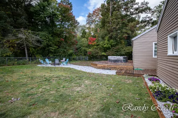 Fruitport, MI 49415,81 E Beech Street