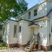 2501 Mackin Road, Flint, MI 48504